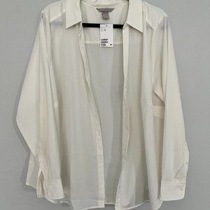 H&M v-neck cream button down